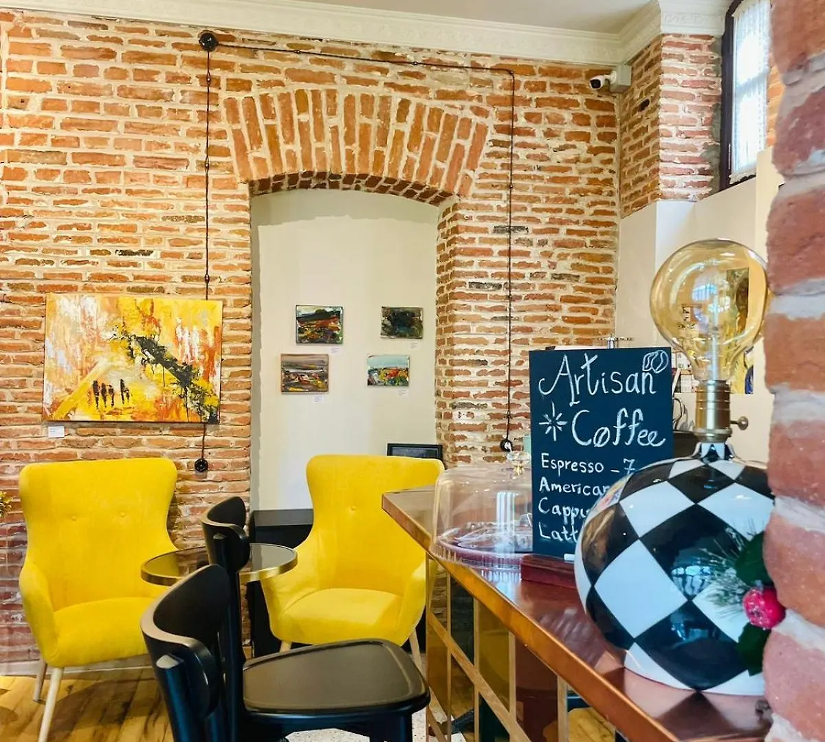 Arts Hotel Τυφλίδα 0*,  Γεωργία